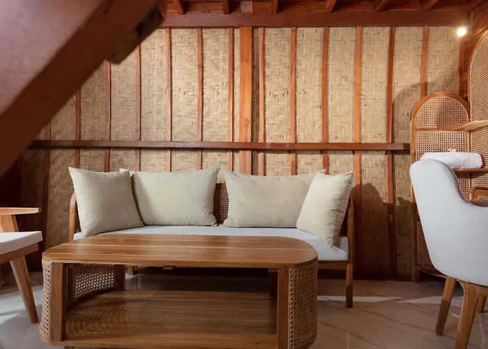 فيلة Luh Adi 2, Balinese Wooden House In